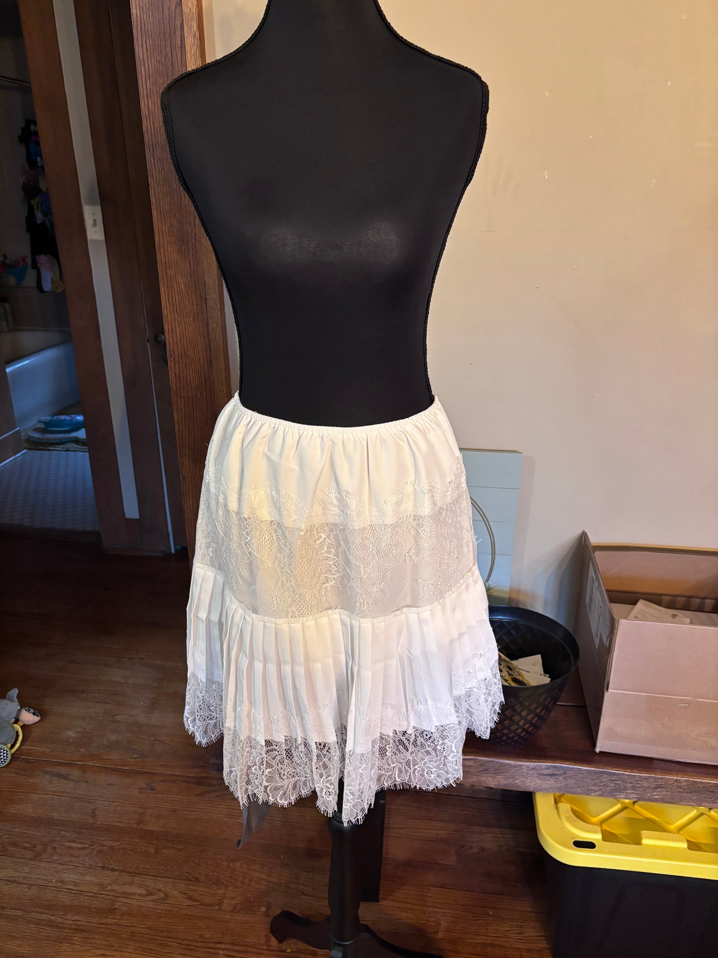 Slip skirts