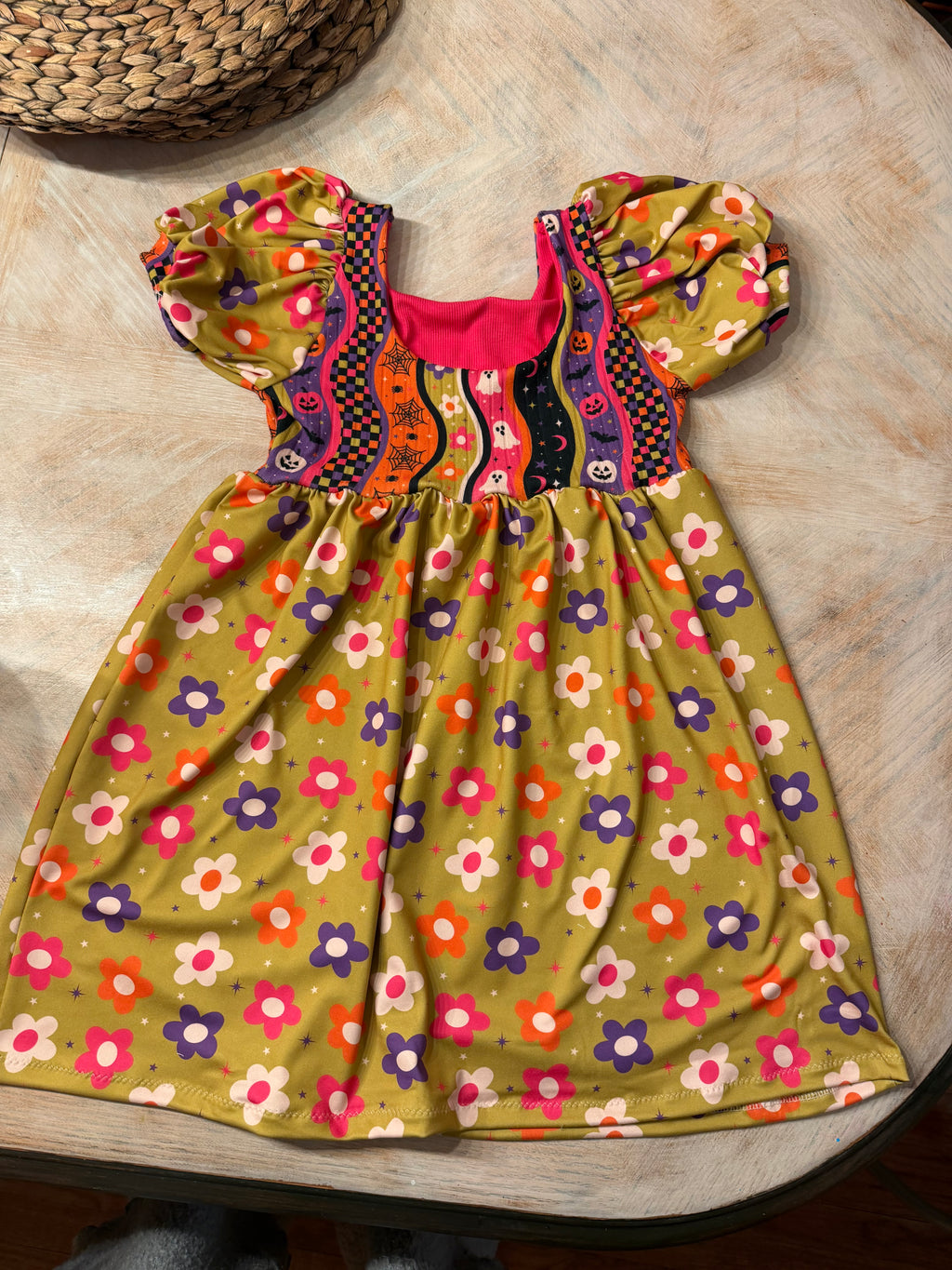 RTS Size 8y petal dress 👗 $55