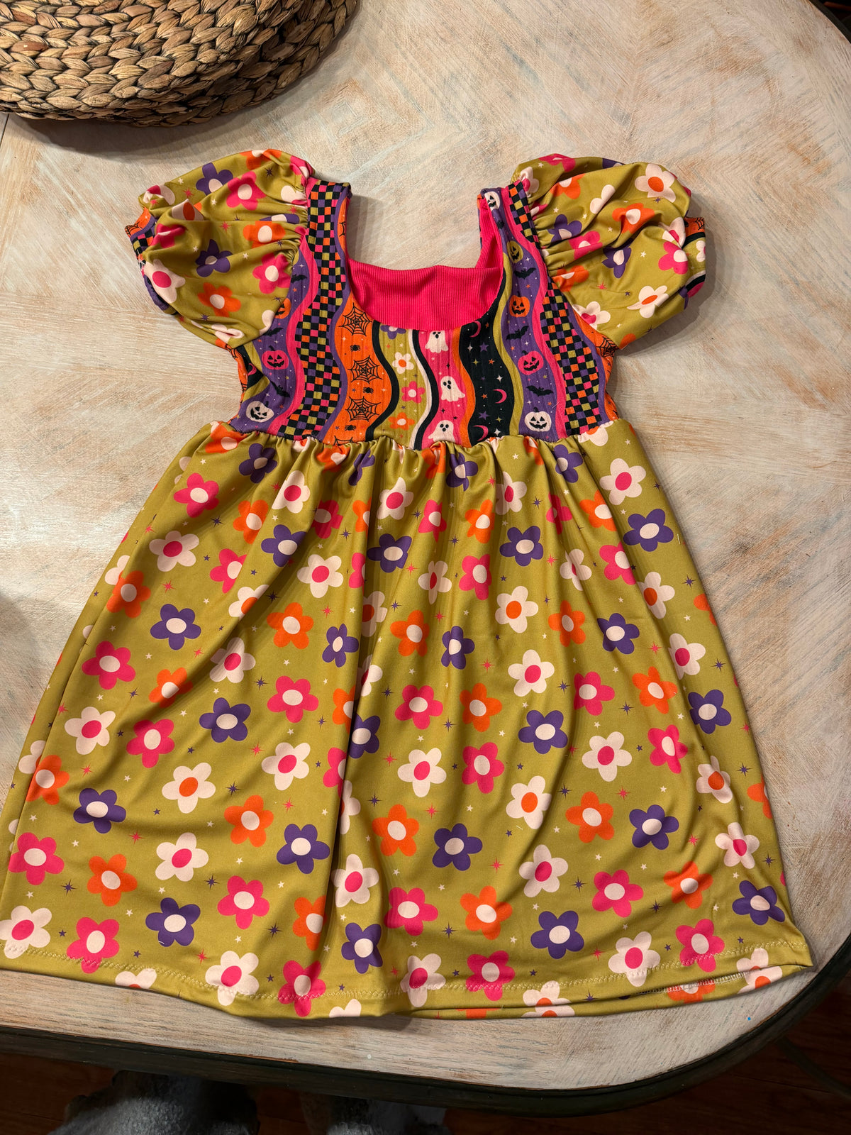 RTS Size 8y petal dress 👗 $55