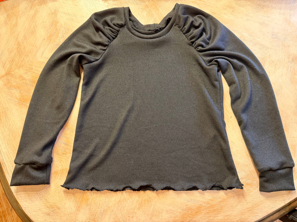 8y reine sweater $35