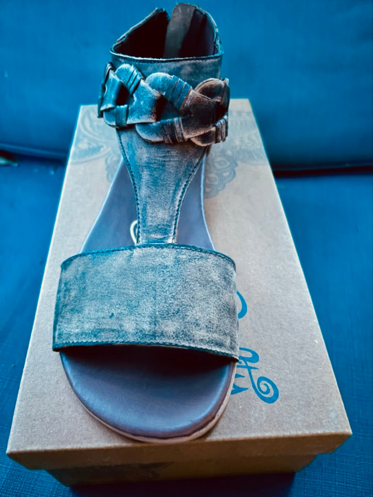 Naughty Monkey Loop D’ Loop Sandal
