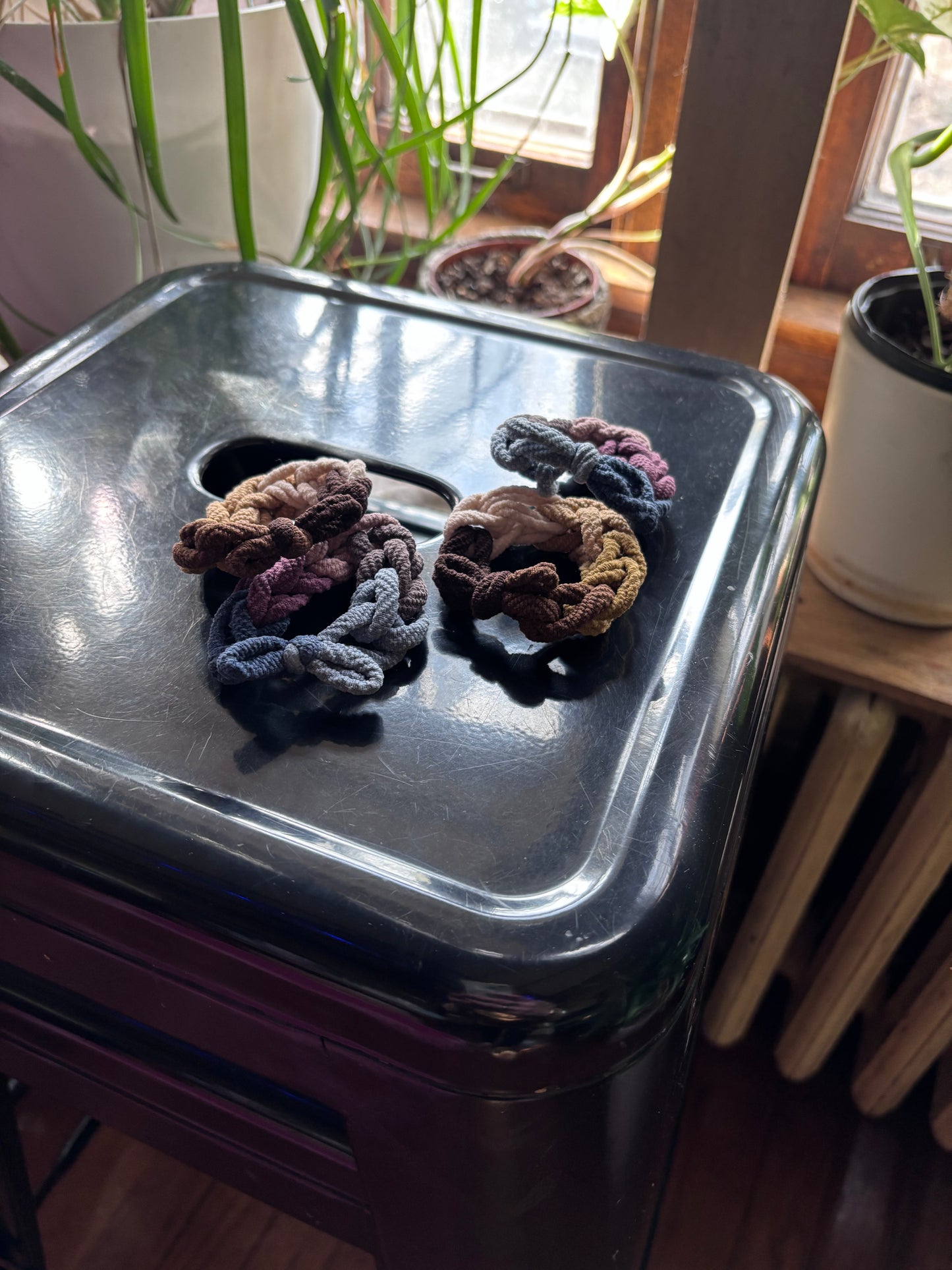 Bow knot bow scrunchies (set)
