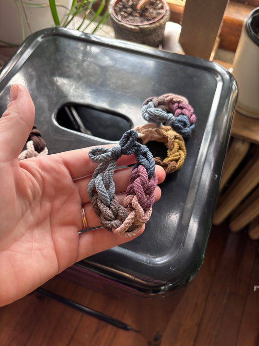 Bow knot bow scrunchies (set)